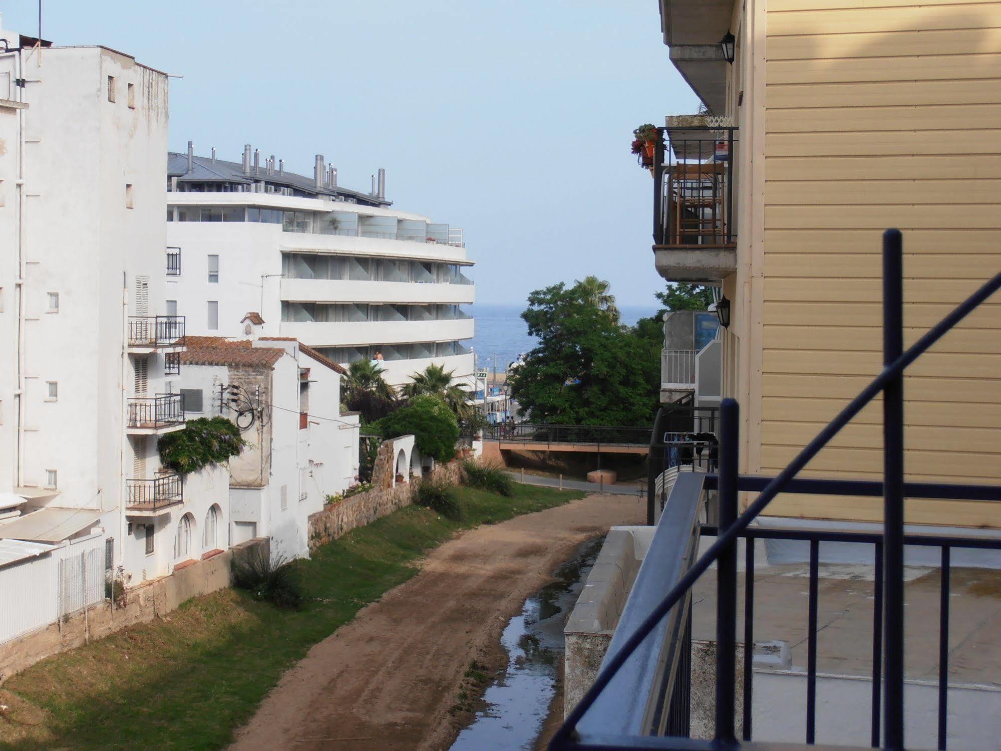 Hotel Marblau Tossa Tossa de Mar Buitenkant foto